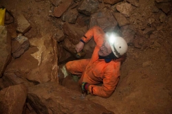 Powiększ 005. Wycieczka do jakskiń gór Kaczawskich Waldemar Arciemowicz.jpg