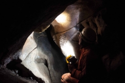 Powiększ 011. wycieczka do jaskiń Gór Kaczawskich Waldemar Arciemowicz.jpg