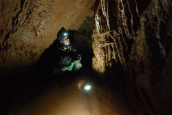 Powiększ 017. Wycieczka do jaskiń Gór Kaczawskich Marian Bochynek.JPG