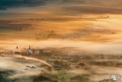 Powiększ Widok ze Szczelińca w stronę Radkowa